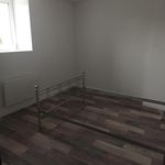 Rent 1 bedroom apartment of 520 m² in Lestrem
