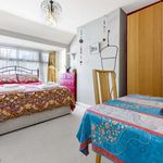 Rent 4 bedroom flat of 150 m² in London