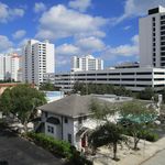 Rent 1 bedroom apartment of 762 m² in West Palm Beach
