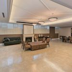 Rent 2 bedroom apartment of 925 m² in Toronto