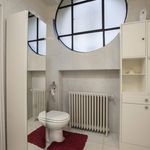 Appartement de 260 m² avec 1 chambre(s) en location à Paris 3e Arrondissement