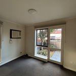 Rent 2 bedroom apartment in Coburg