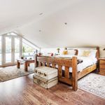 Rent 5 bedroom house in England