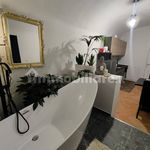 Rent 5 bedroom apartment of 180 m² in Naples