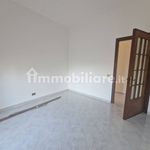 Affitto 3 camera appartamento di 104 m² in San Giovanni la Punta