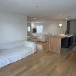 Rent 3 bedroom apartment of 157 m² in Valley Village