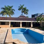 Rent 1 bedroom house of 760 m² in Mérida