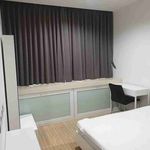 Rent 1 bedroom apartment of 39 m² in Bang Kapi