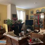 Rent 3 bedroom house of 600 m² in Palermo