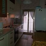 Affitto 3 camera appartamento di 85 m² in Foggia