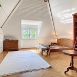 Rent 8 bedroom house of 220 m² in Founex