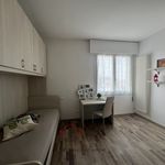 Rent a room of 100 m² in Padua