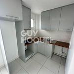 Rent 4 bedroom apartment of 83 m² in Chelles