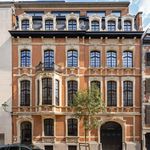 Rent 1 bedroom apartment of 105 m² in Ixelles