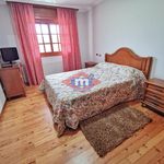Rent 3 bedroom house of 218 m² in Salceda de Caselas
