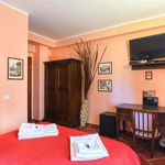 Rent a room of 94 m² in Roma