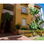 Rent 4 bedroom house of 200 m² in Marbella