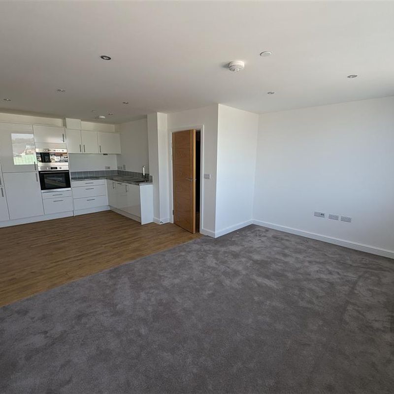 1 bedroom property to let in Upper Dock Street, NEWPORT - £540 pcm