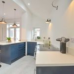 Rent 5 bedroom flat of 88 m² in Bristol