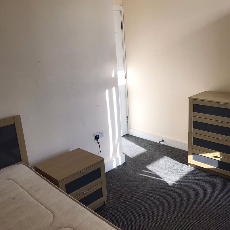 Double bedroom in a Shared House in Bridgwater