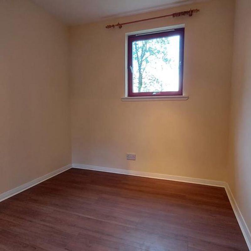 2 bedroom flat to rent Kaimhill