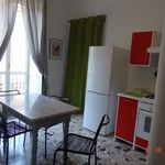 Affitto 1 camera appartamento di 70 m² in Torino