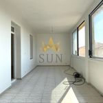 Rent 1 bedroom apartment of 52 m² in Toulon