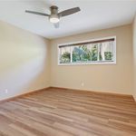Rent 3 bedroom house of 159 m² in Long Beach