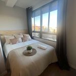 Rent a room of 132 m² in València