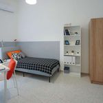 Rent a room in Napoli