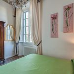 Affitto 3 camera appartamento di 140 m² in Firenze