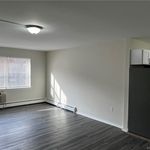 Rent 2 bedroom apartment of 1000 m² in Norwalk