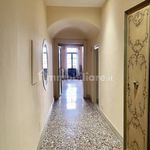 Rent 5 bedroom apartment of 400 m² in Padova