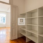 Rent 1 bedroom house of 259 m² in Porto