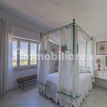 Rent 5 bedroom house of 184 m² in Orbetello