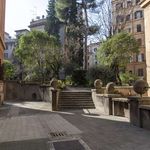 Rent 1 bedroom apartment of 40 m² in Rome