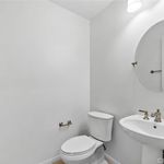 Rent 4 bedroom apartment of 197 m² in Irvine