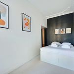 Rent 4 bedroom apartment of 74 m² in Paris