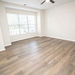Rent 3 bedroom apartment of 195 m² in California