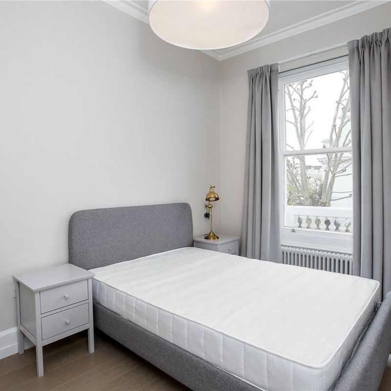 2 bedroom apartment to rent Holland Park