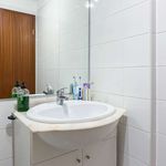 Rent a room of 97 m² in Amadora