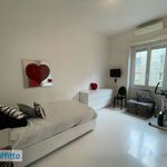 Rent 6 bedroom apartment of 197 m² in Milano