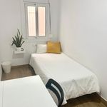 Rent 4 bedroom apartment in l'Hospitalet de Llobregat