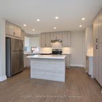 Rent 3 bedroom apartment of 1657 m² in Ontario