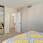 Rent 2 bedroom apartment of 116 m² in Palm Desert