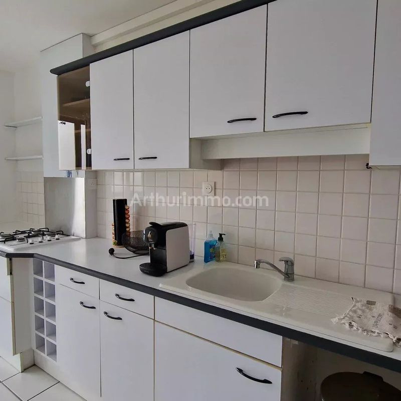 Louer appartement de 1 pièce 78 m² 380 € à Brest (29200) : une annonce Arthurimmo.com