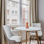 Rent 4 bedroom apartment of 115 m² in Barcelona
