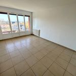 Rent 4 bedroom apartment of 65 m² in Bois-Guillaume