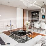 Wynajmij 3 sypialnię apartament z 142 m² w Warszawa
