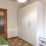 Rent a room of 98 m² in Roma